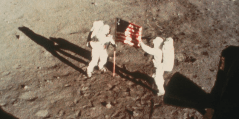 'Khám Phá' Người Đầu Tiên Đặt Chân Lên Mặt Trăng Là Ai? 3 Apollo 11 Chuyen bay thay doi the gioi